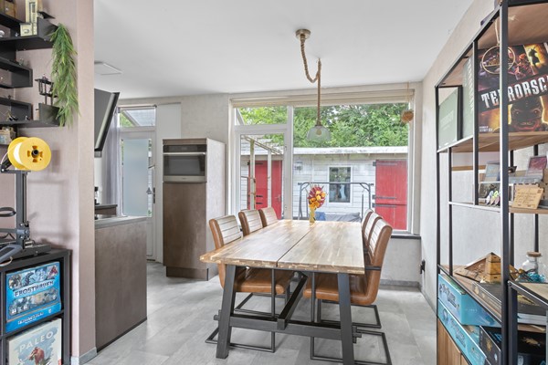 Medium property photo - W.H. Vliegenstraat 93, 3317 GS Dordrecht